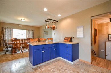 2769 Rising Hill Dr, Stroudsburg, PA 18360 - photo 6