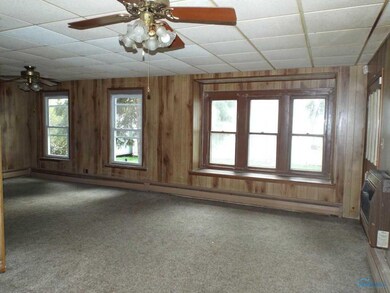 Family Room.