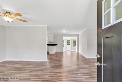 305 Long Acre Dr, Jacksonville, NC 28546 - photo 5