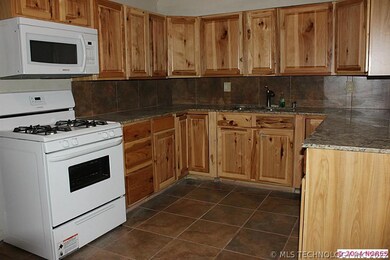 NEW Kitchen