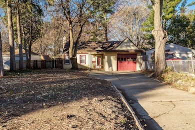 1603 Log Cabin Ave, Rockford, IL 61108 - photo 2