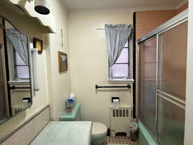 61-51 Springfield Blvd, Oakland Gardens, NY 11364 - photo 5