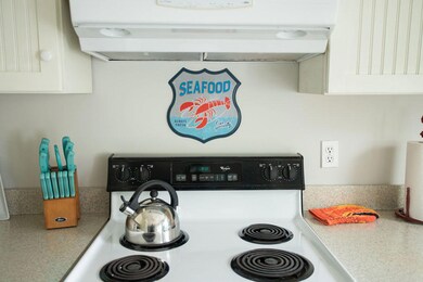 22 Main St unit A, York, ME 03909 - photo 5