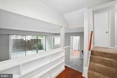 14612 Bauer Dr unit 1, Rockville, MD 20853 - photo 2