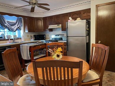 2464 Gerald Ct, Atco, NJ 08004 - photo 5