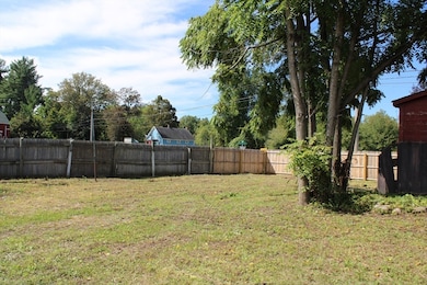 320 West St, Hatfield, MA 01088 - photo 6