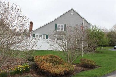 2 Seth Dr, Attleboro, MA 02703 - photo 4