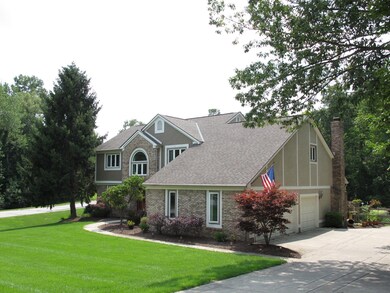 Three Car Garage