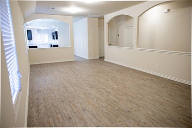 1504 Dove Cir, Ennis, TX 75119 - photo 5