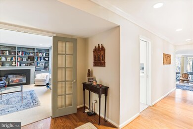 4970 Sentinel Dr, Bethesda, MD 20816 - photo 6