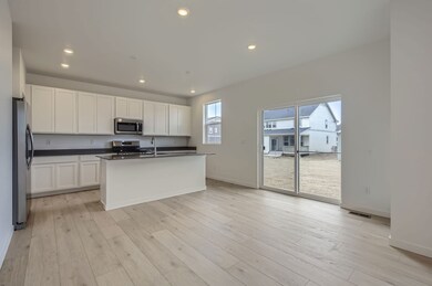 3078 Gladstone Ave Nook