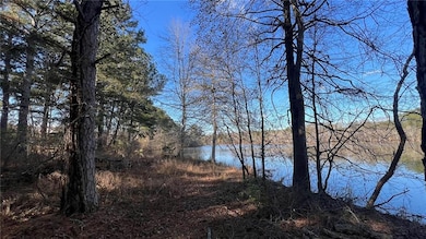 719 Overlook Dr, Winder, GA 30680 - photo 4