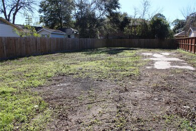 2630 Charles Rd, Houston, TX 77093 - photo 3