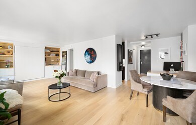 Lincoln Towers unit 26T, New York, NY 10023 - photo 5