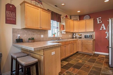 60942 Garrison Dr, Bend, OR 97702 - photo 5