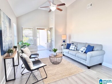 428 Marsh Cir, Calera, AL 35040 - photo 5