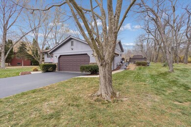 4761 Huxley Dr, Rockford, IL 61101 - photo 5