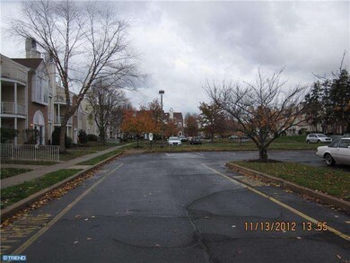 64 Catherine Ct unit 409, Levittown, PA 19057 - photo 2