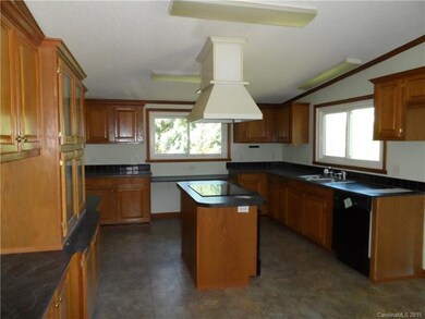 54 Beck Dr, Asheville, NC 28806 - photo 7