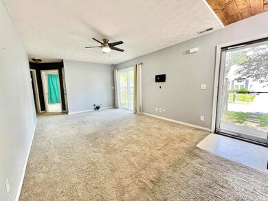 5771 River Walk Cir, Newburgh, IN 47630 - photo 2