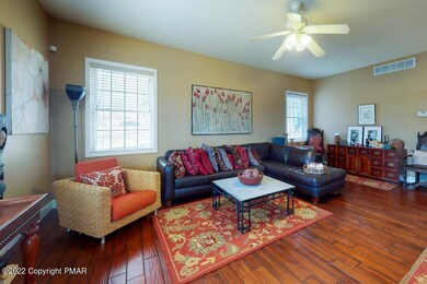 125 Spruce Run Dr, Dingmans Ferry, PA 18328 - photo 6