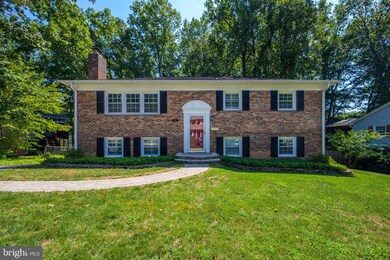 9421 Winterberry Ln, Fairfax, VA 22032 - photo 2