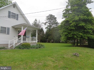 741 Maple Rd, Woodbury, NJ 08096 - photo 3