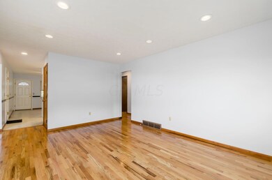 1760 Coronet Dr, Columbus, OH 43224 - photo 6