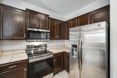 520 N Eucalyptus Place, Chandler, AZ 85225 - photo 2