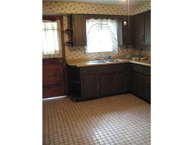 Kitchen. Instant hot water.... and it really works
