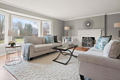 Spacious Living room