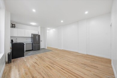 160 Wadsworth Ave unit 302, New York, NY 10033 - photo 4
