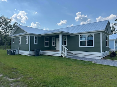 534 N Raphael Rd, Defuniak Springs, FL 32433 - photo 2