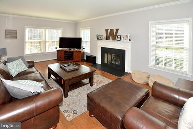 9069 Northedge Dr, Springfield, VA 22153 - photo 6