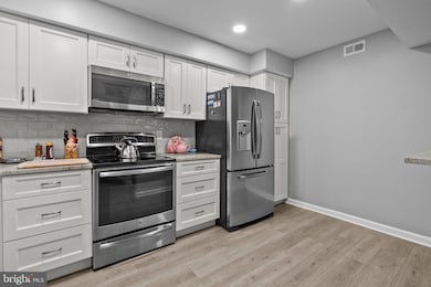 3122 Sayre Dr, Princeton, NJ 08540 - photo 7