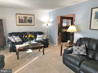 2609 Arbor Rd, Broomall, PA 19008 - photo 4