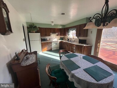 2012 Cunningham Rd, Wilmington, DE 19808 - photo 4