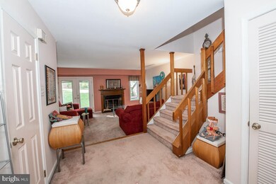 53 Treaty Dr, Chesterbrook, PA 19087 - photo 4