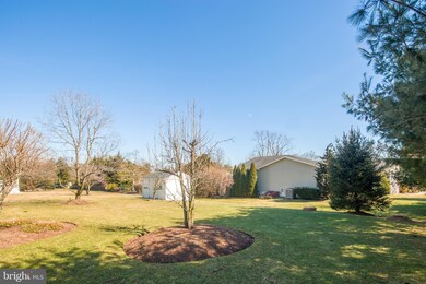 2 Waters Edge Dr, Riverside, NJ 08075 - photo 3