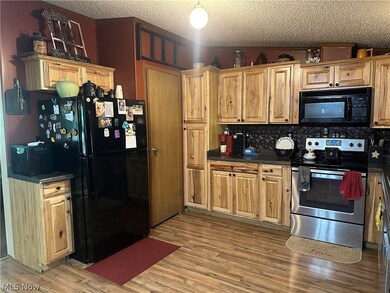 1932 Annesley Rd, East Liverpool, OH 43920 - photo 6