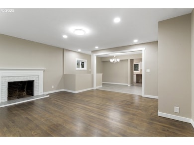 4565 NE 86th Ave, Portland, OR 97220 - photo 5