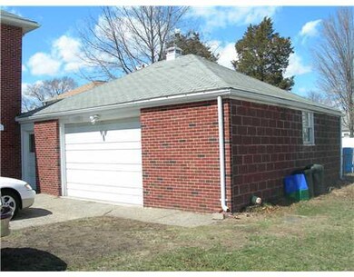 260 Benefit St, Pawtucket, RI 02861 - photo 3