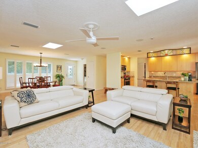 Living Room/Kitchen/ Dining Room
