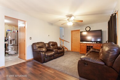 524 N Randall Rd, Aurora, IL 60506 - photo 6