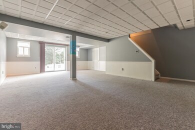 233 Strawbridge Ln, Mullica Hill, NJ 08062 - photo 5