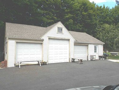 25 Brown Ave, North Providence, RI 02911 - photo 3