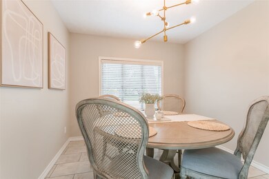 1087 Lamonte Ln, Houston, TX 77018 - photo 6