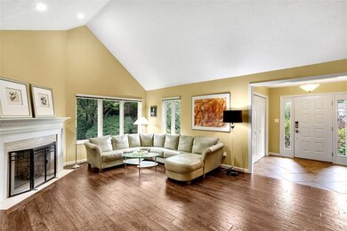 IMPRESSIVE VIEW OF GREAT ROOM WHEN STEPPING INTO T