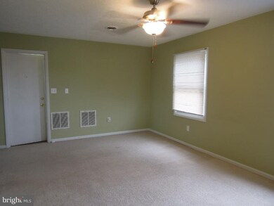 1204 Liberty Rd unit A, Sykesville, MD 21784 - photo 3