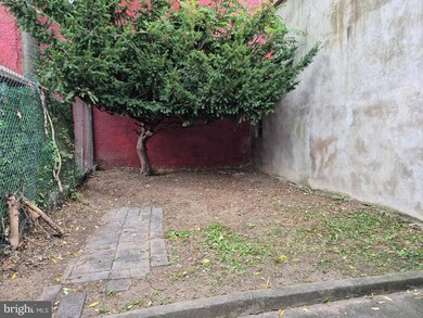 105 N 10th St, Reading, PA 19601 - photo 4